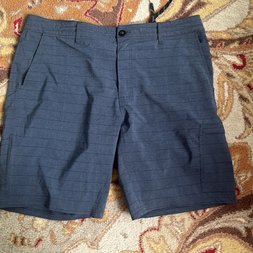 O'Neill Crossover shorts size 38 blue grey pattern